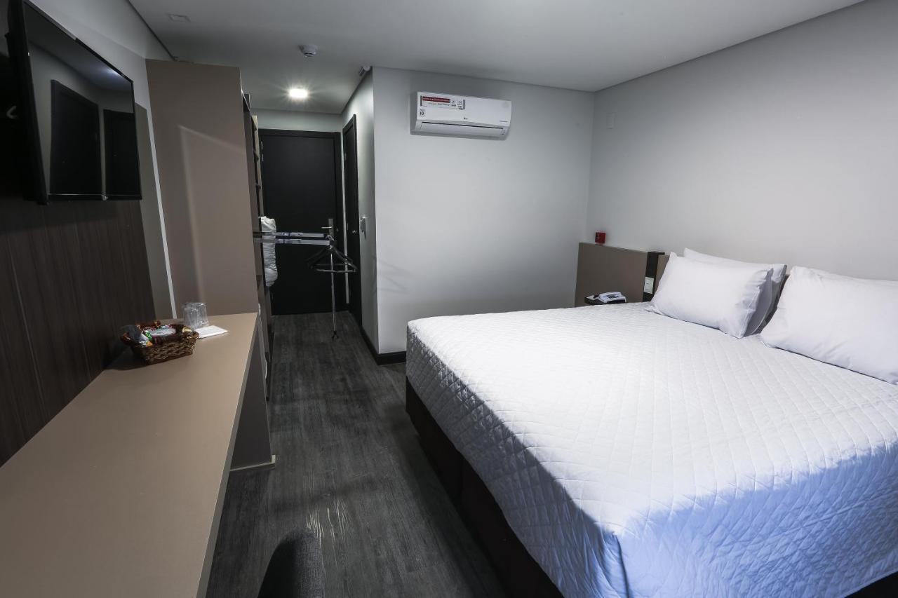 Dall'Onder Axten Hotel Каксиас-До-Сул Екстериор снимка